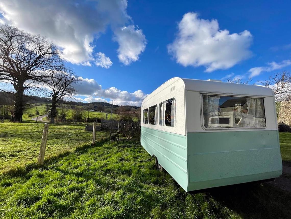 Camping Les Ronds Duval Face Aux Iles Anglo-Normandes Les Moitiers-d'Allonne Exteriér fotografie