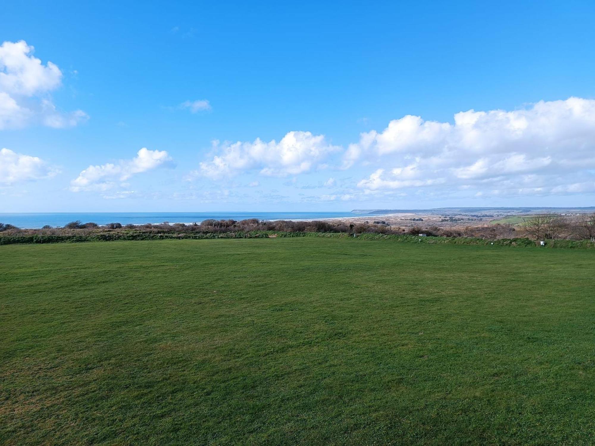 Camping Les Ronds Duval Face Aux Iles Anglo-Normandes Les Moitiers-d'Allonne Exteriér fotografie