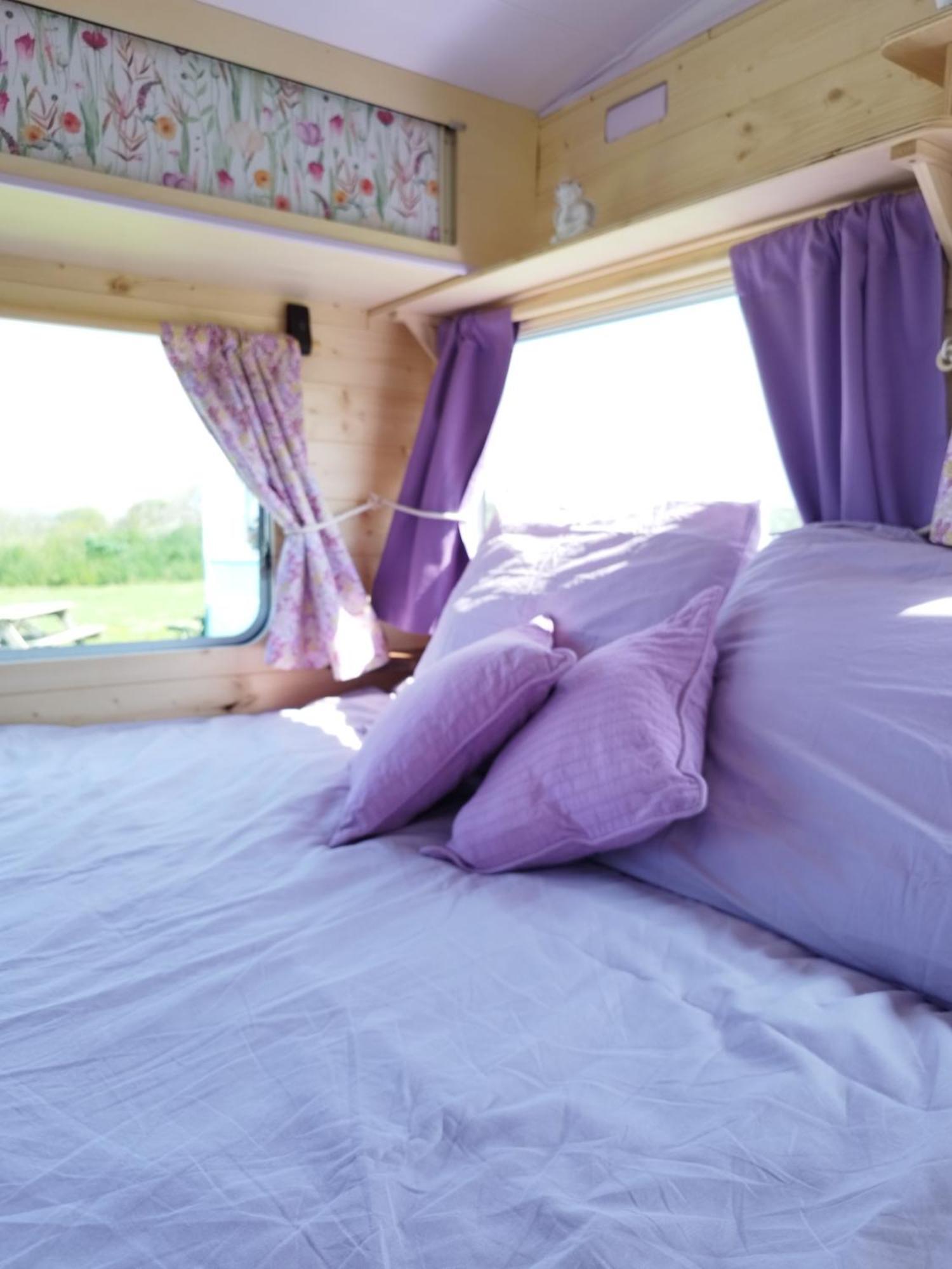 Camping Les Ronds Duval Face Aux Iles Anglo-Normandes Les Moitiers-d'Allonne Exteriér fotografie