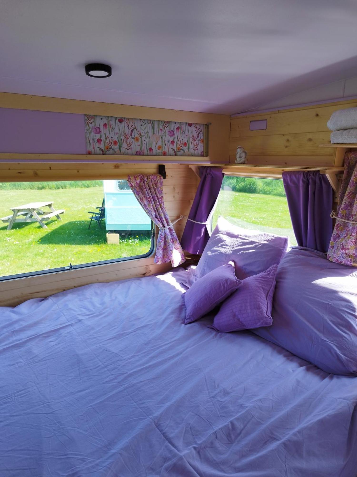 Camping Les Ronds Duval Face Aux Iles Anglo-Normandes Les Moitiers-d'Allonne Exteriér fotografie