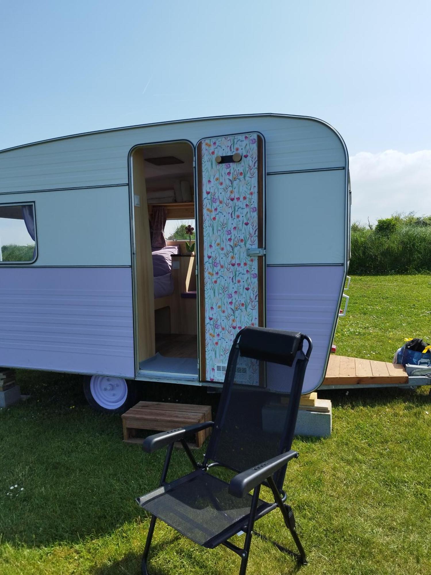 Camping Les Ronds Duval Face Aux Iles Anglo-Normandes Les Moitiers-d'Allonne Exteriér fotografie