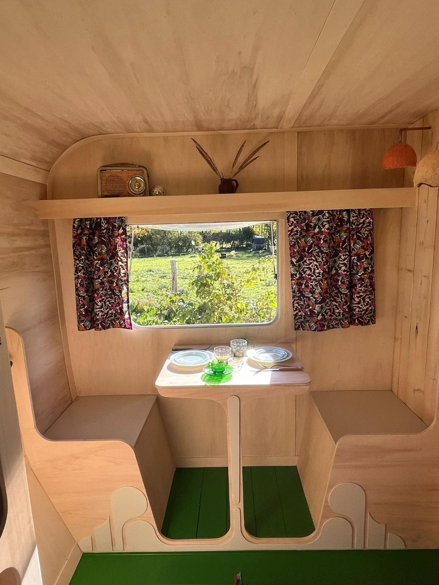 Camping Les Ronds Duval Face Aux Iles Anglo-Normandes Les Moitiers-d'Allonne Exteriér fotografie